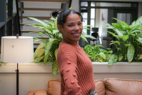 Lauren Price Headshot